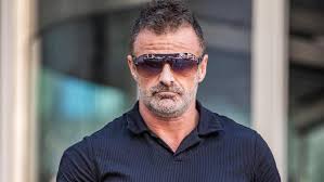 Matthew Slinger's Instagram, Twitter & Facebook