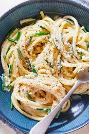 Creamy Chive Pasta With Lemon Recipe Recipe In 2021 Vegetarian Recipes Nyt Cooking Recipes