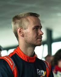 Driver briefing completed ✓ With driver briefing out of the way, drivers  are currently