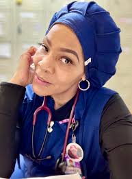 Hi everyone! I'm new here. Looking for a breath of fresh air. I'm a lover  girl looking for someone to love on... 💕 I'm super down to earth and love  to try