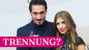 Maybe you would like to learn more about one of these? Mats Hummels Neue Bestatigt Lisa Marie Beziehung Durch Diesen Like Youtube
