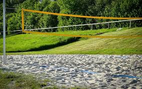 Siatkówka to jeden z najpopularniejszych na świecie sportów drużynowych, który nie tylko chętnie oglądamy kibicując ulubionym drużynom, ale również często. Na Glinkach Powstanie Boisko Do Siatkowki Plazowej Bydgoski Portal Internetowy Bydgoszcz Com