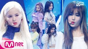Everglow Bon Bon Chocolat 2019 Mama Nominees Special M Countdown 191121 Ep 643 Youtube Bon Bons Kpop Girl Groups Kpop Girls