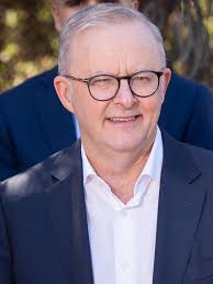 RBA rate cut won't solve Australia's big economic issues that are holding  back growth in living standards