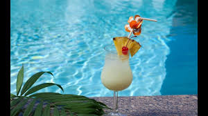 Escape The Pina Colada Song Traduzione Italiano Pina Colada Rezept Pina Colada Leckere Cocktails