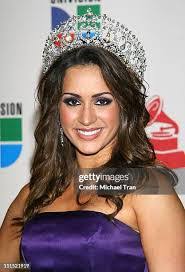 Melissa Aron's Instagram, Twitter & Facebook