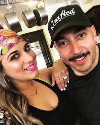 Lupillo se deja ver de la mano con una amiga de Mayeli y se arma el  escándalo