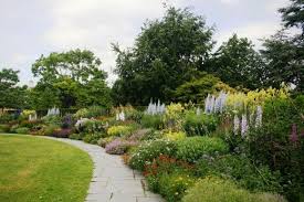 Bristol Zoo Gardens A Fantastic Display Especially This Border Garden Inspiration Herbaceous Border Bristol Zoo
