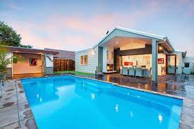 perfect home บ านช นเด ยว ม สระว ายน ำและสนามกอล ฟ บ านไอเด ย แบบบ าน ตกแต งบ าน เว บไซต เพ อบ านค ณ บ านสระว ายน ำ ร ปแบบบ าน กระท อมน อย