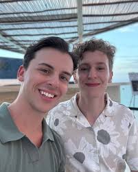 Cooper Bloom (@itscooperbloom) • Instagram photos and videos