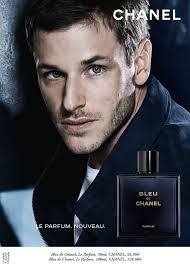 L'esprit anticonformiste de bleu de chanel prend ici la forme d'une eau de parfum au masculin. Bleu De Chanel Le Parfum Chanel Paris 8