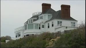 Taylor swift has found inspiration at home once again. Taylor Swift S New Album Features Song About Her Westerly Home Wjar