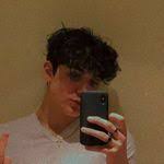 Devan Zelenak's Instagram, Twitter & Facebook