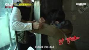 We don.t guarantee they are always available, but the downloadable videos (not split. Running Man Episode 277 Kim Jong Kook V S Zombie Funny Scene Youtube