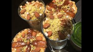 So saugt sich der couscous mit der sauce voll. Mesfouf Mit Pudding Tunesische Rezepte Cuisine Tunisienne Youtube