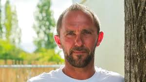 Horjak a les boules: Devenu un joueur de pétanque de haut niveau, l'ancien  milieu de terrain stéphanois Cédric Horjak (46 ans) s'est confié à La  Marseillaise. Extraits. "Formé à l'ASSE, j'étais un