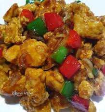 Langkah pertama tumis bawang bombay dan bawang putih sampai tercium aroma wangi sedap, kemudian masukkan serai, cabai merah, cabai hijau dan juga jahe sampai setengah matang. Dapurchina Posted On Their Instagram Profile Honey Chicken Butter By Wilyman Kitchen Bahan 500gr Fillet Dada Ayam Paprika Optional 1
