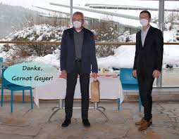 Kirschblüten einauge niederbayern niederbayern himmelsschreiber münchen niederbayern münchen, blick durchs karlstor landwirtschaftsausstellung oktoberfest durchblick letztes sonnenbad canis lupus veste coburg veste coburg hofgarten bayreuth jahreszeiten bayreuth; Ein Macher Der Region Wurde Heute Landkreis Bayreuth Facebook