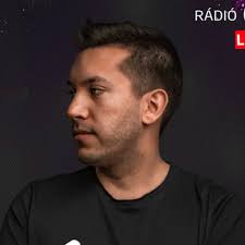 Stream Ben Flows music