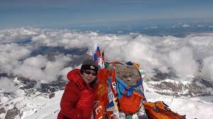 K2（ケーツー）は、 パキスタンの最高峰でカラコルム山脈の最高峰 。 標高は8,611mで、エベレストに次ぐ世界第2位の高さ 。 2012年でk2の登頂に成功した人数はわずか 306名 。 ã‚¬ãƒ³ã‚¬ãƒ¼ãƒžãƒ¼ç™»å±±å®¶ K2å±±é ‚ã§å†æŒ'æˆ¦