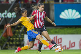 Chivas y tigres se miden en la gran. Chivas Vs Tigres Femenil Termina Con 4 Suspendidas