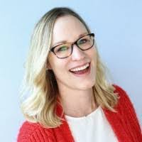 Lori Holsinger's Instagram, Twitter & Facebook