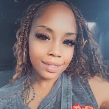 Demario Wright's Instagram, Twitter & Facebook