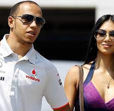 Das model camila kendra soll die neue frau an der seite von lewis hamilton. Kolumne Boxenfunk Lewis Hamilton Wird Zum Beckham Der Formel 1 Welt
