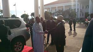 Soyez les bienvenus sur la page officielle d'idriss deby itno, candidat président de la. State House Uganda On Twitter H E Idriss Deby The President Of Chad Has Arrived At State House Entebbe For Tomorrow S M7swearsin Kagutamuseveni