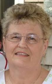 Viki Brooks's Instagram, Twitter & Facebook