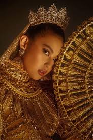 Michelle Dee is sun goddess in her national costume for Miss World 2019