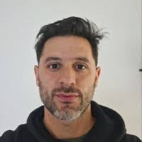 Ariel Albarracin's Instagram, Twitter & Facebook