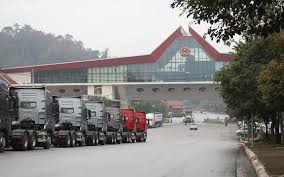 Kéo dài thời gian thông quan tại cửa khẩu Lạng Sơn