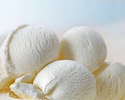 Gelato alla ricotta è da tempo che cerco questo gusto in gelateria ma non l'ho ancora trovato, in sicilia è un quando ritorno a casa, poche volte purtroppo, vado al bar e mi prendo un bel cono ricotta e. Gelato Alla Ricotta Dolci Al Cucchiaio