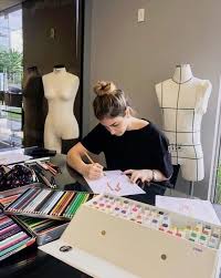 Pin By Lourdes Nesa On Arty In 2020 Fashion Designer Studio Student Fashion Fashion Design Sketches