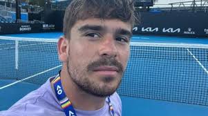 Martín de la Puente avanza a cuartos del Open de Australia