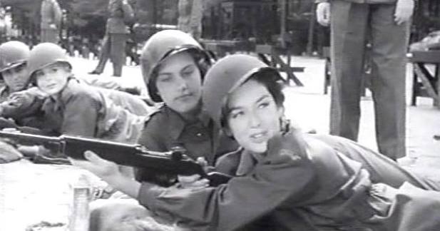 Another Old Movie Blog: Never Wave at a WAC - 1953