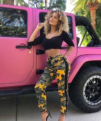 In 2016 she started dating actor and comedian nick cannon, but the relationship only lasted a year. Jena Frumes Bio Wiki Net Worth Dating Boyfriend Age Height