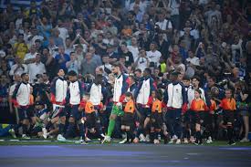 Ligue des Champions: Coup d'envoi à 18h! Voici pourquoi... - Imagen principal del artículo