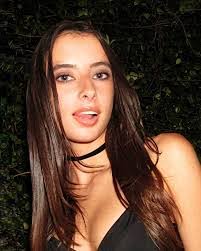 Emily Miro's Instagram, Twitter & Facebook