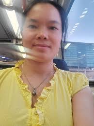 Susan Lapp's Instagram, Twitter & Facebook