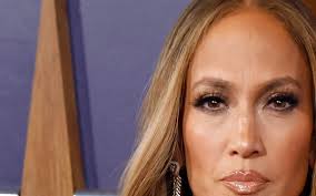 Marc Anthony dances with grandmother at Florida concert