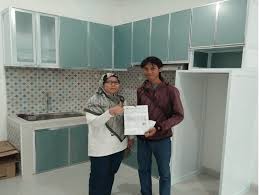 Jangan sampai salah pilih pelapak, karena kami sudah berpengalaman mengerjakan berbagai kebutahan interior dan ekterior dari bahan aluminium dan kaca. Kitchen Set Aluminium 100 Vendor Spesialis Interior Aluminium