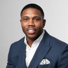 Somehow, despite feeling pretty youthful (although my knees and hairline  may disagree!), I have racked up over 25 years of experience. Over that  time I have worked alongside some amazing people on