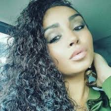 Krystal Mann's Instagram, Twitter & Facebook