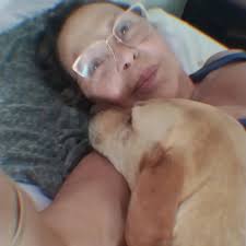 A raíz del escándalo que envuelve a Sean “Diddy” Combs, ha resurgido un  video del año 2014 en el que Bono parece esquivar lo que sería un efusivo  abrazo o beso del