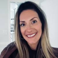 100+ perfiles de «Moschella»