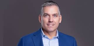 Michael Millhouse publica un libro que ayuda a los directores ejecutivos a  comprender y aprovechar la IA