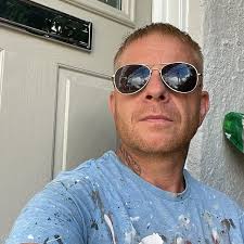 صديقي السابق قال أنني سمينة للغاية 🥹