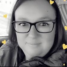 Julia Downing (jewelzd)